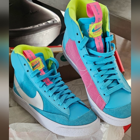 🎉SOLD🎉 Nike Blazer size 6.5 womens - Picture 3 of 4